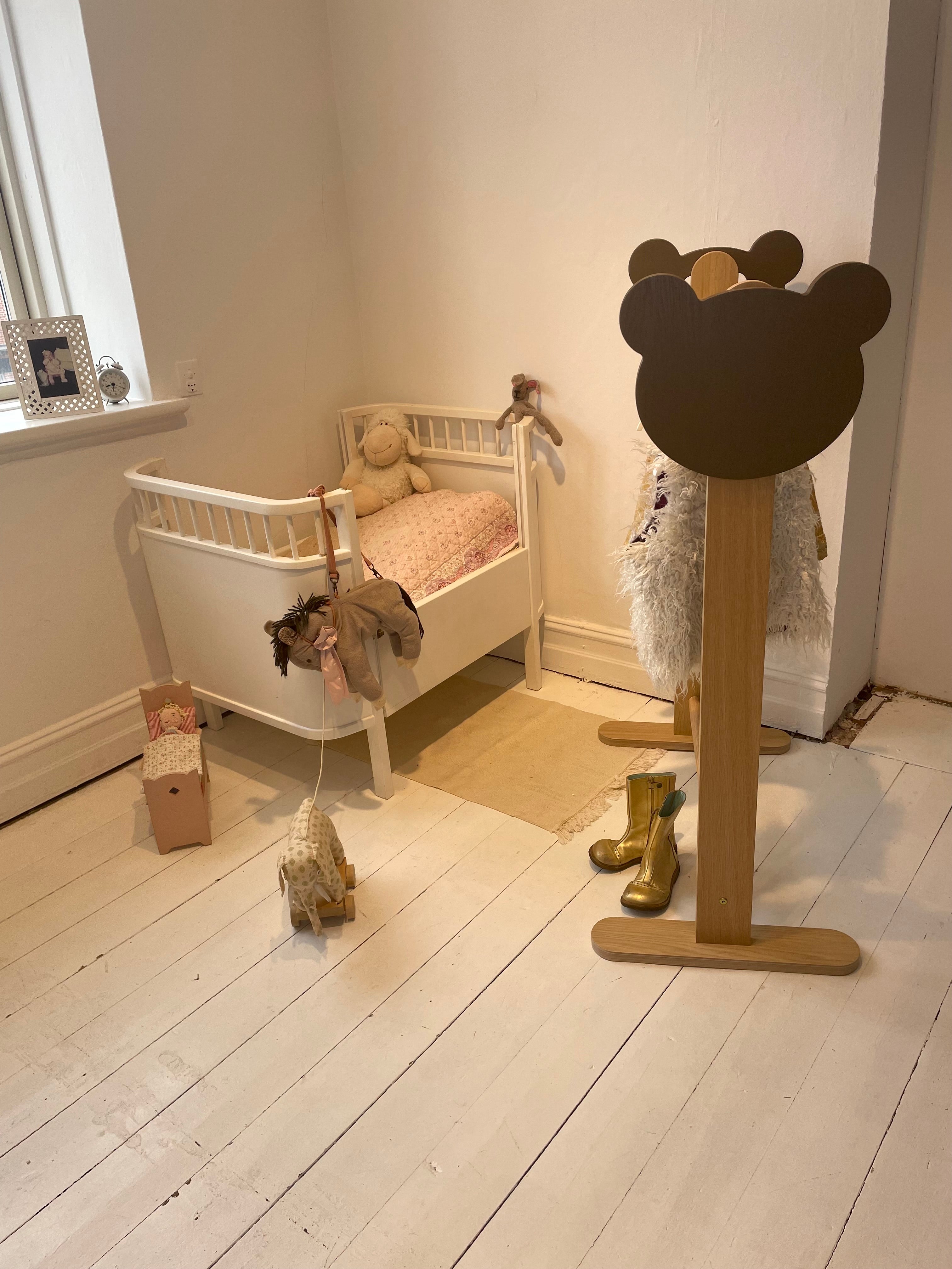 Tøjstativ Ole med bjørne hoved