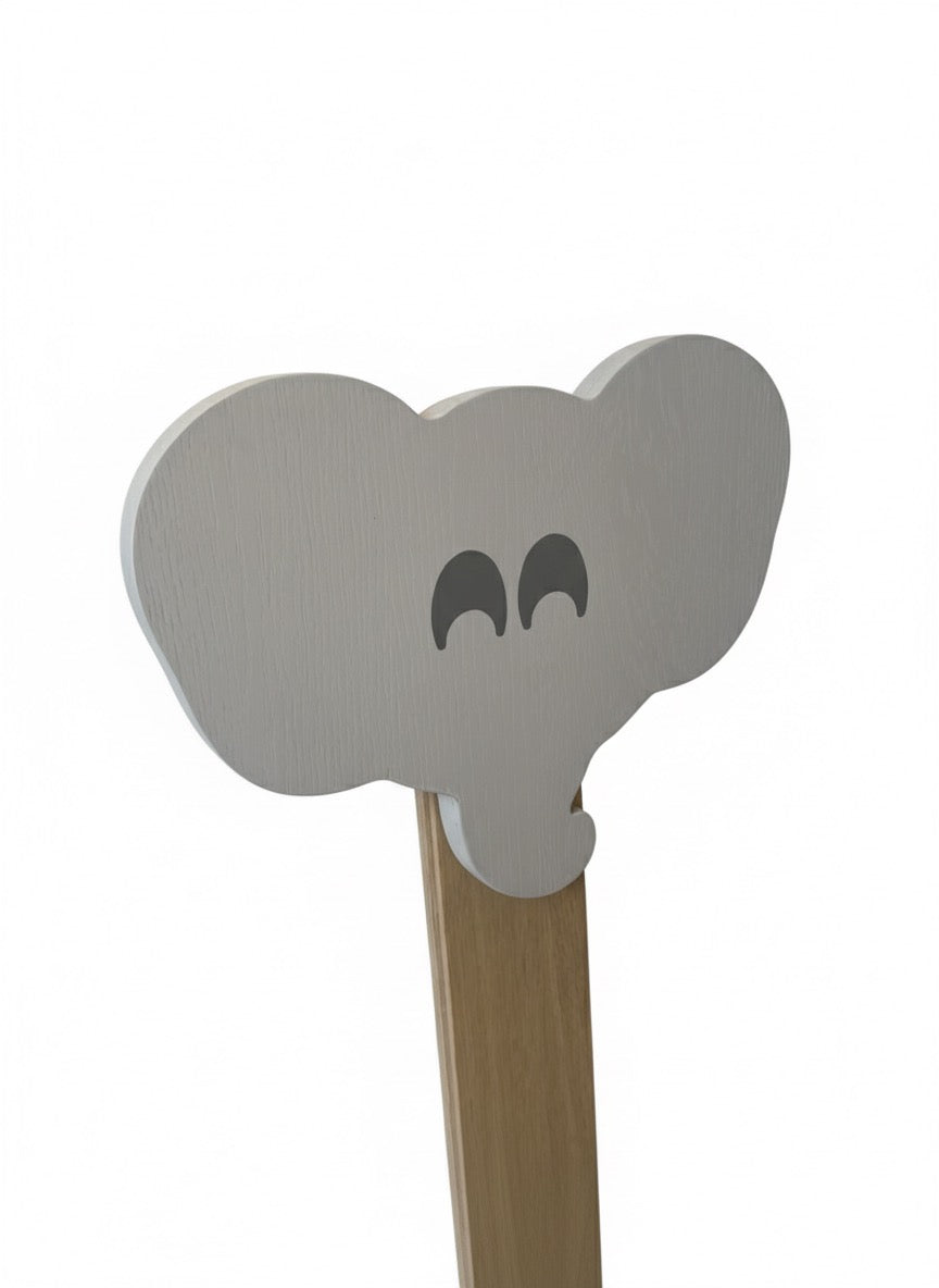 Tøjstativ Ole  med elefant hoved